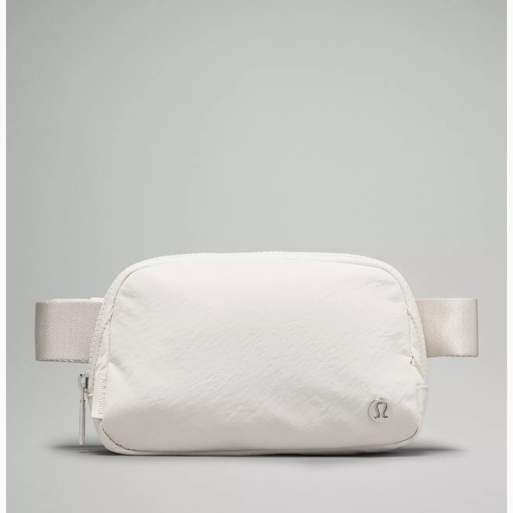 Lululemon Athletica Silver White Everywhere Belt Bag with Canvas Texture